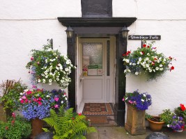 Stone House Farm Entry